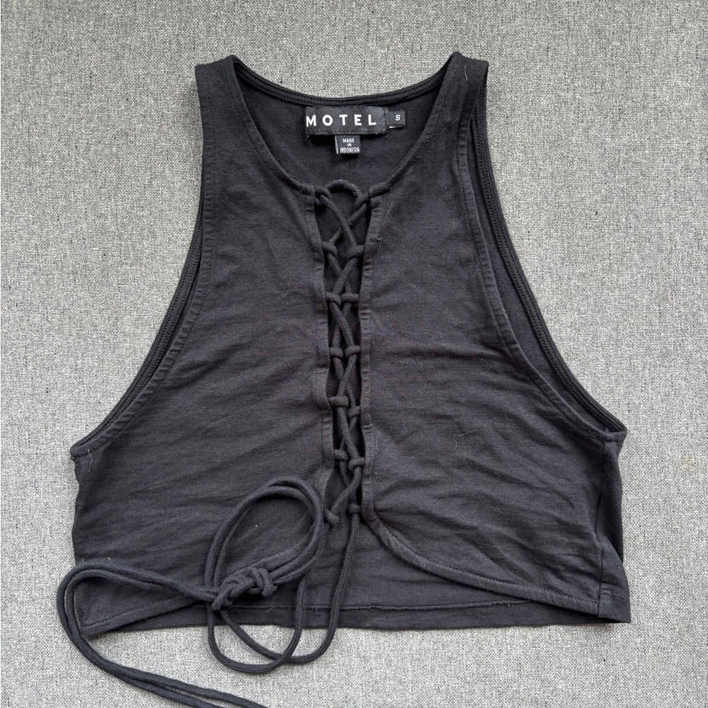 Giwta Crop Top In Black